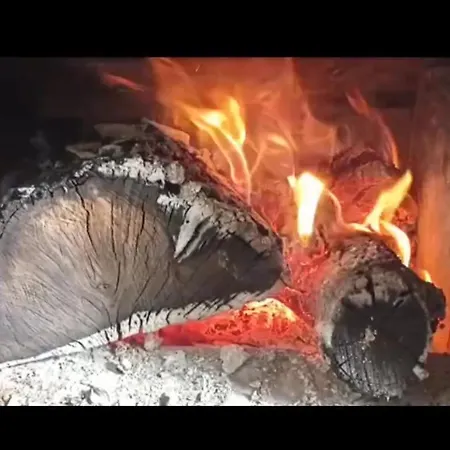 Agua De Azahar Chimenea Zahara De La Sierra